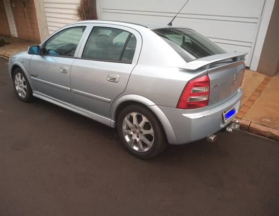 CHEVROLET ASTRA 2.0 MPFI ADVANTAGE 8V FLEX 4P MANUAL